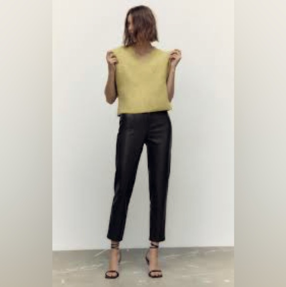 ZARA ankle leather pants in S